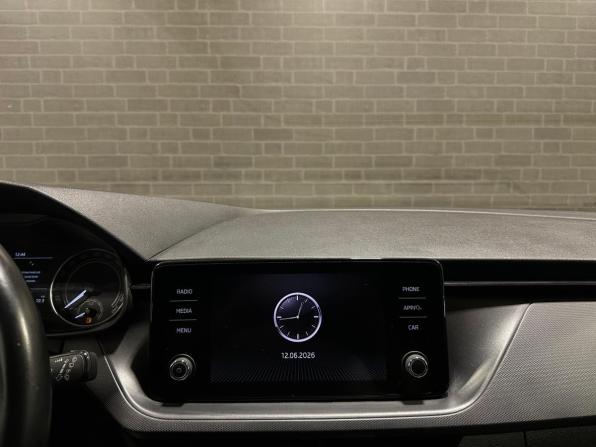 Skoda Rapid II с пробегом 2021 года, цена 1 580 000 рублей, 129337 км, лифтбек, Автокод Объявления