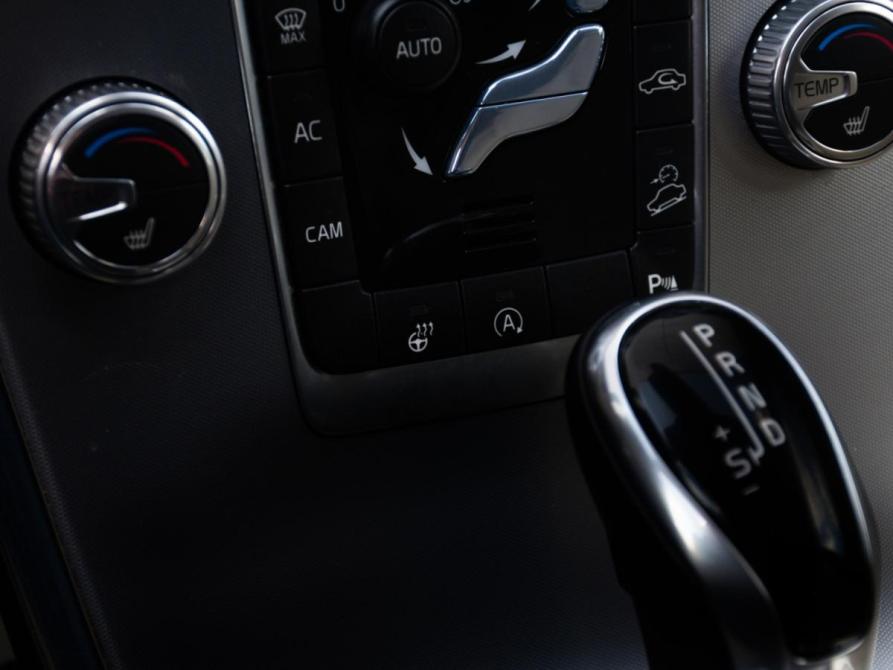 Volvo XC60 I Рестайлинг Москва  - изображение 15