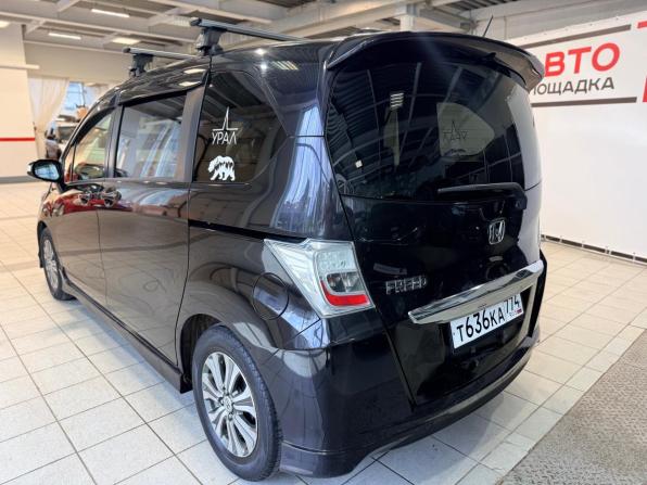 Honda Freed I Рестайлинг с пробегом 2012 года, цена 1 219 000 рублей, 176750 км, компактвэн, Автокод Объявления