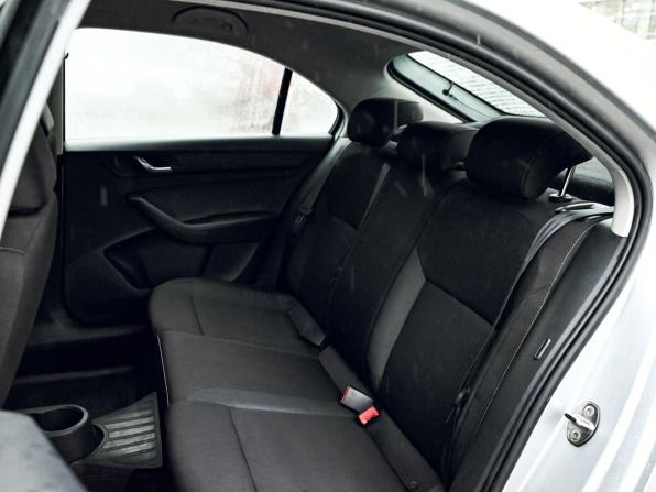 Skoda Rapid I с пробегом 2014 года, цена 1 149 000 рублей, 82700 км, лифтбек, Автокод Объявления