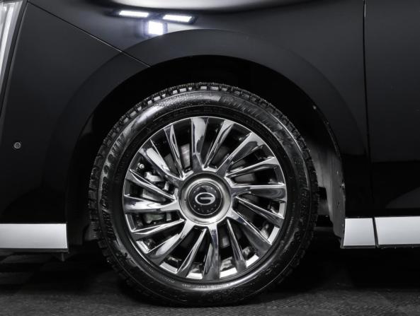 GAC M8 с пробегом 2024 года, цена 4 478 000 рублей, 48620 км, минивэн, Автокод Объявления