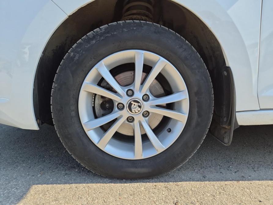 Skoda Rapid I Рестайлинг Саратов  - изображение 15
