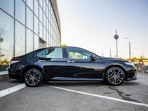 Toyota Camry VIII (XV70) с пробегом 2019 года, цена 2 798 000 рублей, 138482 км, седан, Автокод Объявления