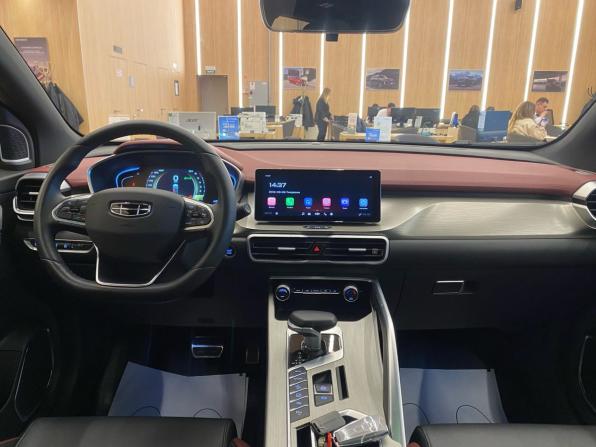 Geely Coolray I с пробегом 2023 года, цена 1 919 000 рублей, 20000 км, внедорожник, Автокод Объявления