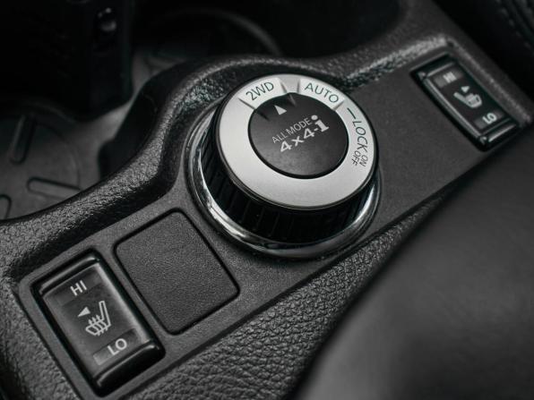 Nissan Qashqai II с пробегом 2014 года, цена 1 595 000 рублей, 170919 км, внедорожник, Автокод Объявления