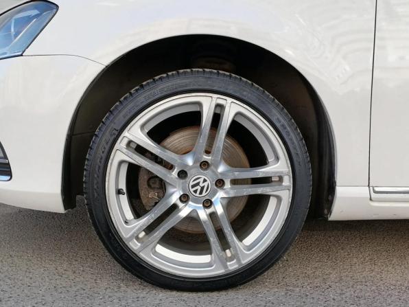 Volkswagen Passat B7 с пробегом 2014 года, цена 989 000 рублей, 145145 км, седан, Автокод Объявления