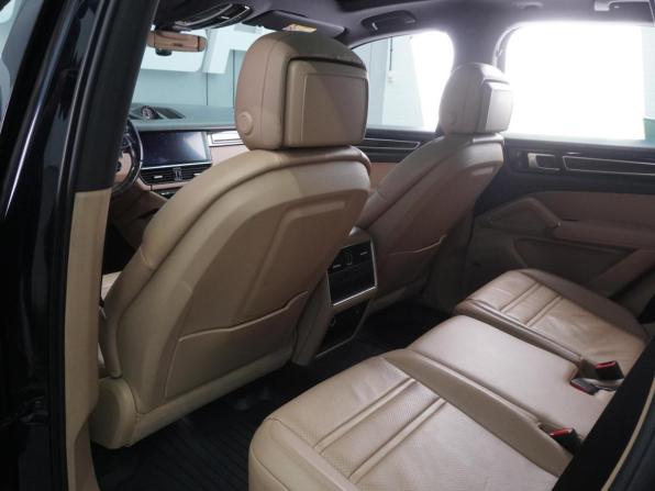 Porsche Cayenne III с пробегом 2018 года, цена 4 999 000 рублей, 123580 км, внедорожник, Автокод Объявления