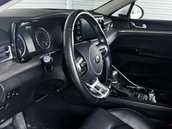 Kia K5 III с пробегом 2021 года, цена 2 425 000 рублей, 95043 км, седан, Автокод Объявления
