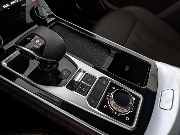 JETOUR X90+ с пробегом 2023 года, цена 2 100 000 рублей, 40046 км, внедорожник, Автокод Объявления