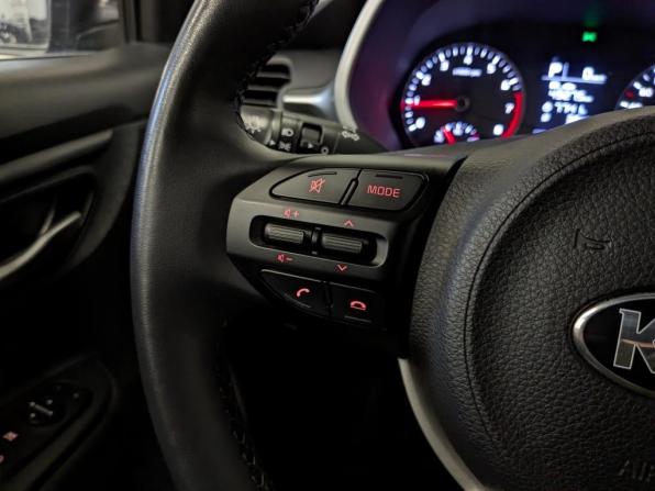 Kia Rio IV Рестайлинг с пробегом 2021 года, цена 1 895 000 рублей, 29037 км, хэтчбек, Автокод Объявления