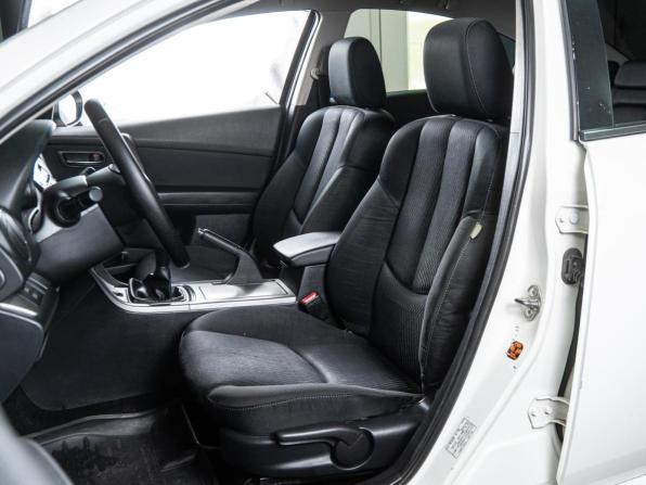 Mazda 6 II (GH) Рестайлинг с пробегом 2010 года, цена 750 000 рублей, 301004 км, седан, Автокод Объявления