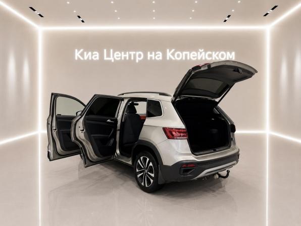 Volkswagen Taos I с пробегом 2021 года, цена 2 499 000 рублей, 51000 км, внедорожник, Автокод Объявления