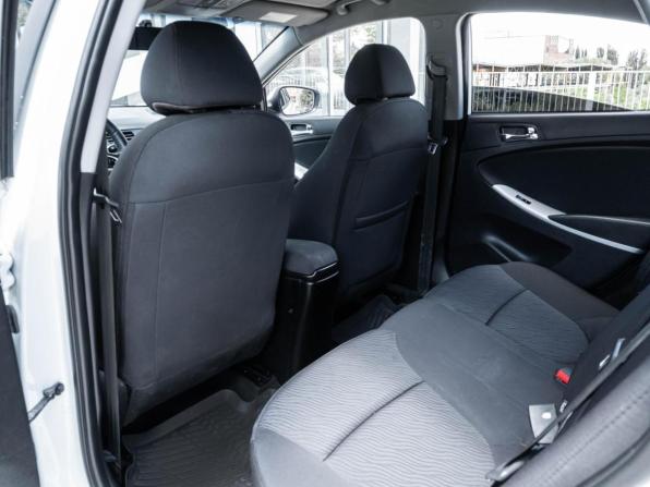 Hyundai Solaris I с пробегом 2013 года, цена 1 029 800 рублей, 138213 км, седан, Автокод Объявления