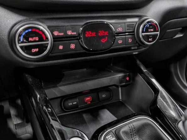 Kia Soul III с пробегом 2021 года, цена 2 299 000 рублей, 33000 км, хэтчбек, Автокод Объявления