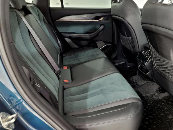 Geely Monjaro I с пробегом 2023 года, цена 3 140 000 рублей, 56011 км, внедорожник, Автокод Объявления