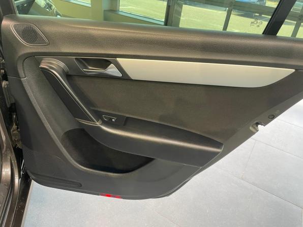 Volkswagen Passat B7 с пробегом 2012 года, цена 1 050 000 рублей, 155147 км, седан, Автокод Объявления