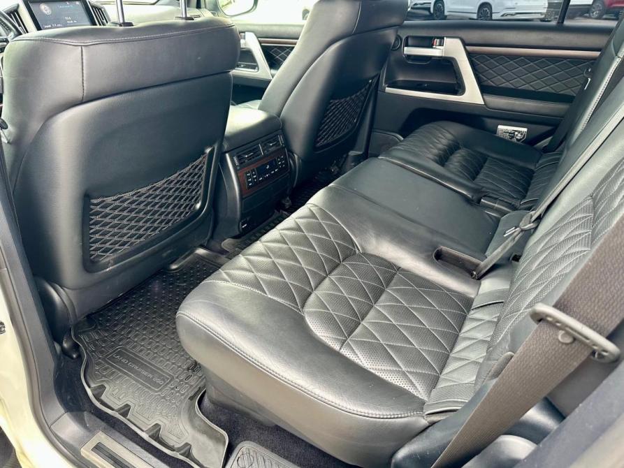 Toyota Land Cruiser 200 Series Рестайлинг 2 Иркутск  - изображение 16