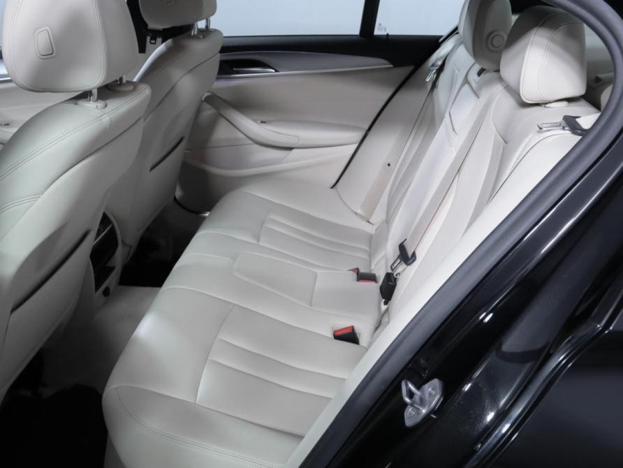 BMW 5 серии VII (G30/G31/G38) Москва  - изображение 10