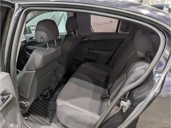 Opel Astra H Рестайлинг с пробегом 2009 года, цена 575 000 рублей, 151304 км, седан, Автокод Объявления