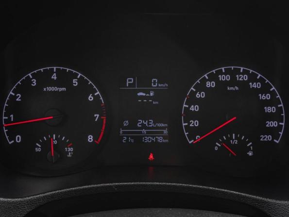 Hyundai Solaris II с пробегом 2019 года, цена 1 198 000 рублей, 130478 км, седан, Автокод Объявления