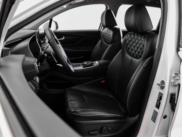 Hyundai Santa Fe IV Рестайлинг с пробегом 2021 года, цена 3 399 000 рублей, 94735 км, внедорожник, Автокод Объявления