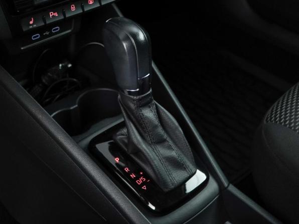 Volkswagen Polo VI с пробегом 2022 года, цена 1 548 055 рублей, 99073 км, лифтбек, Автокод Объявления