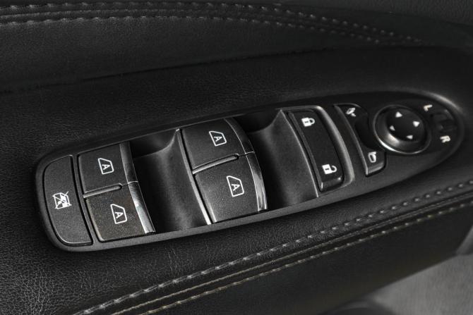 Infiniti JX с пробегом 2012 года, цена 1 569 000 рублей, 247000 км, внедорожник, Автокод Объявления