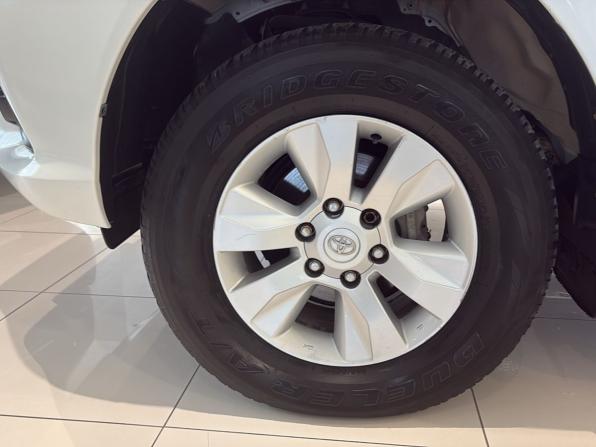 Toyota Hilux VIII с пробегом 2017 года, цена 3 960 000 рублей, 132327 км, пикап, Автокод Объявления