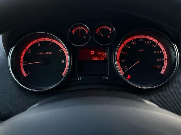 Peugeot 308 I Рестайлинг с пробегом 2011 года, цена 600 000 рублей, 93367 км, хэтчбек, Автокод Объявления