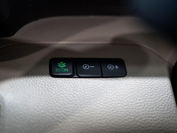 Honda N-BOX II с пробегом 2018 года, цена 775 000 рублей, 93564 км, микровэн, Автокод Объявления