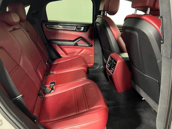 Porsche Cayenne III с пробегом 2019 года, цена 8 440 000 рублей, 50664 км, внедорожник, Автокод Объявления
