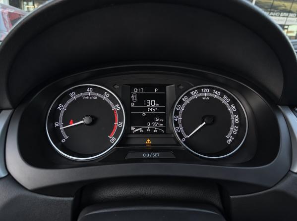 Skoda Rapid I Рестайлинг с пробегом 2018 года, цена 1 299 000 рублей, 101953 км, лифтбек, Автокод Объявления