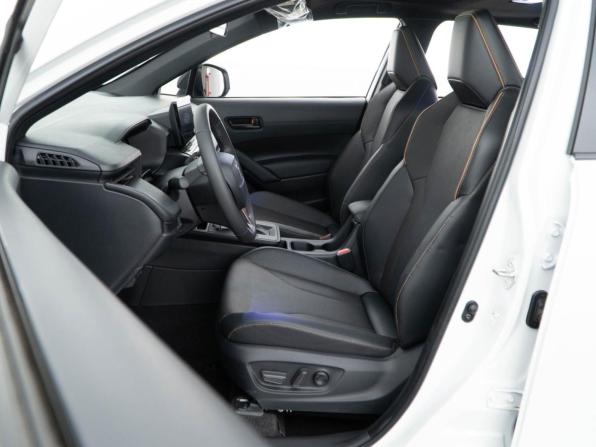 Toyota Corolla Cross I Рестайлинг с пробегом 2025 года, цена 4 196 900 рублей, 132 км, внедорожник, Автокод Объявления