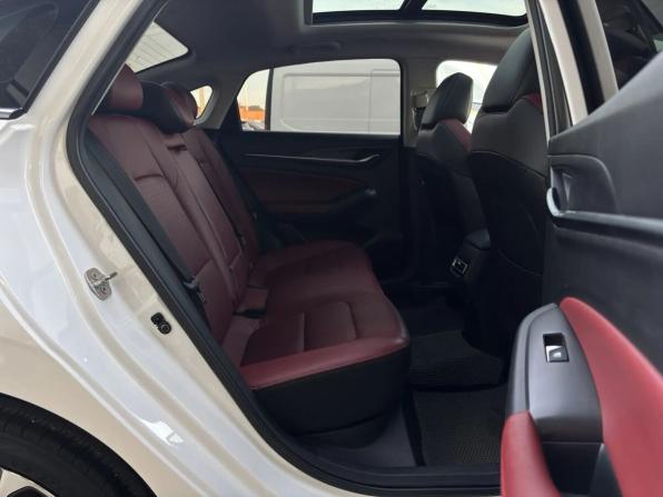 Changan Eado Plus I с пробегом 2023 года, цена 1 399 000 рублей, 84618 км, седан, Автокод Объявления