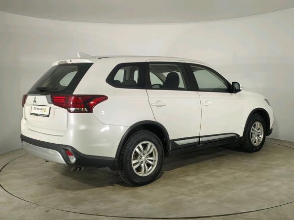 Mitsubishi Outlander III Рестайлинг 3 с пробегом 2020 года, цена 2 150 000 рублей, 116000 км, внедорожник, Автокод Объявления