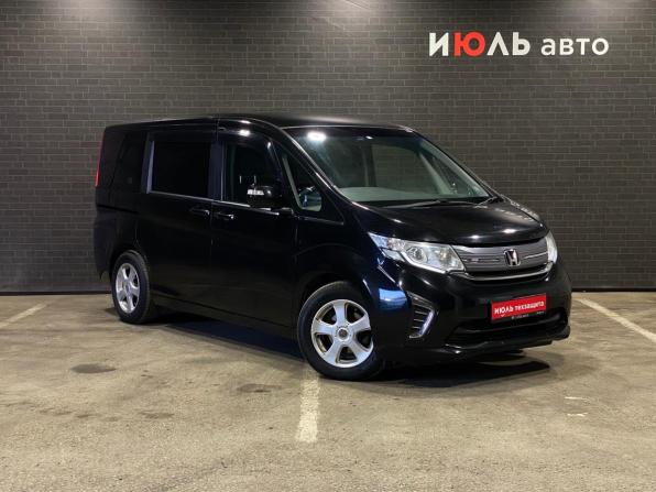 Honda Stepwgn V с пробегом 2016 года, цена 1 720 000 рублей, 127953 км, минивэн, Автокод Объявления