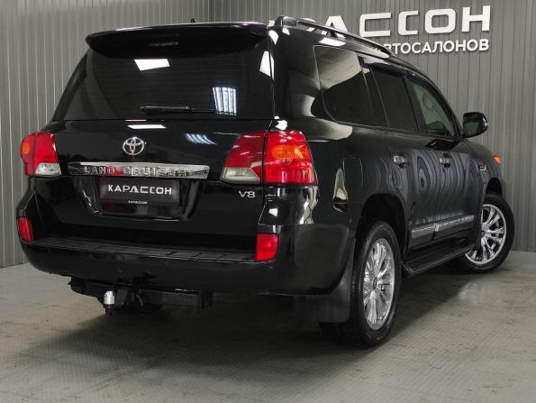 Toyota Land Cruiser 200 Series Рестайлинг 1 с пробегом 2014 года, цена 3 300 000 рублей, 365300 км, внедорожник, Автокод Объявления