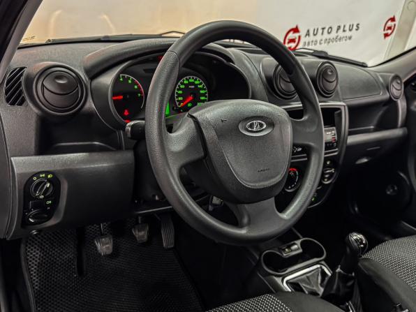 Lada (ВАЗ) Granta I с пробегом 2013 года, цена 479 000 рублей, 211740 км, седан, Автокод Объявления