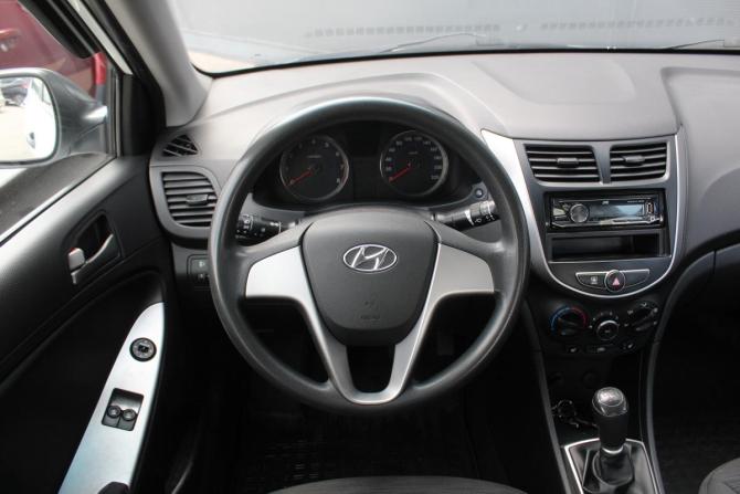 Hyundai Solaris I Рестайлинг с пробегом 2016 года, цена 995 000 рублей, 93550 км, седан, Автокод Объявления
