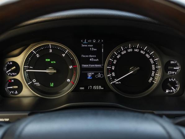 Toyota Land Cruiser 200 Series Рестайлинг 2 с пробегом 2020 года, цена 6 600 000 рублей, 171559 км, внедорожник, Автокод Объявления