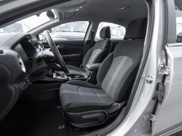 Kia Cerato IV Рестайлинг с пробегом 2021 года, цена 2 065 000 рублей, 35746 км, седан, Автокод Объявления