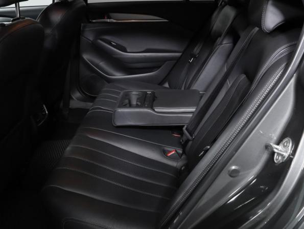 Mazda 6 III (GJ) Рестайлинг 2 с пробегом 2021 года, цена 2 840 000 рублей, 119000 км, седан, Автокод Объявления