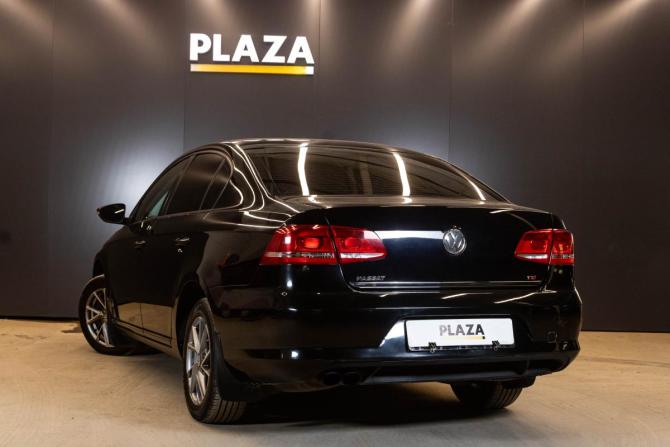 Volkswagen Passat B7 с пробегом 2011 года, цена 1 050 000 рублей, 223740 км, седан, Автокод Объявления