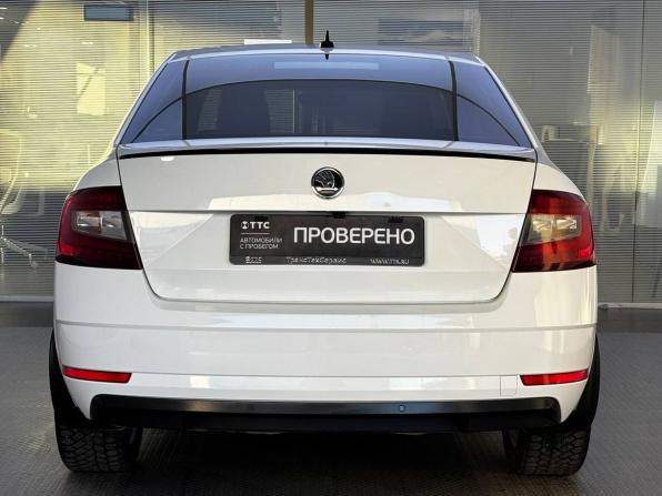 Skoda Octavia III (A7) Рестайлинг с пробегом 2017 года, цена 1 735 000 рублей, 135026 км, лифтбек, Автокод Объявления