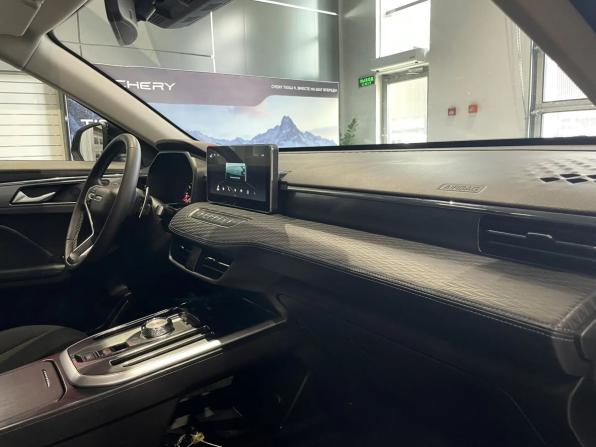 Haval Jolion I с пробегом 2023 года, цена 1 598 000 рублей, 103960 км, внедорожник, Автокод Объявления