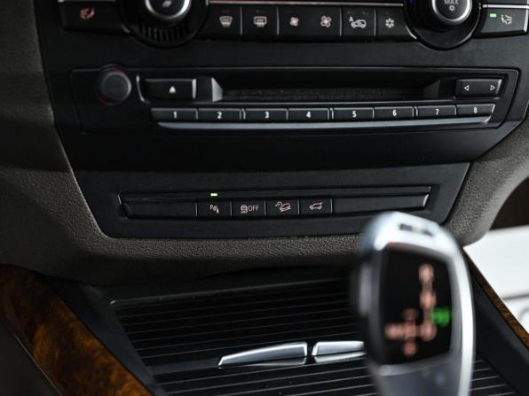 BMW X5 II (E70) Рестайлинг с пробегом 2013 года, цена 1 549 000 рублей, 132997 км, внедорожник, Автокод Объявления