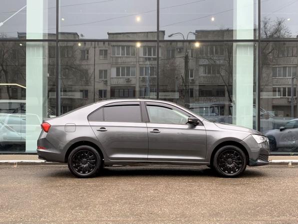 Skoda Rapid II с пробегом 2021 года, цена 890 000 рублей, 354354 км, лифтбек, Автокод Объявления
