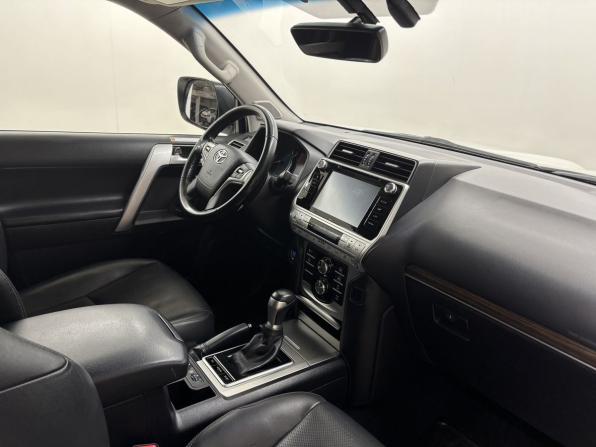 Toyota Land Cruiser Prado 150 Series Рестайлинг 2 с пробегом 2020 года, цена 5 590 000 рублей, 111400 км, внедорожник, Автокод Объявления