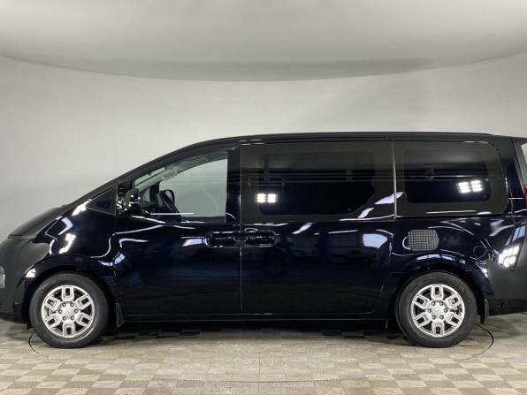 Hyundai Staria I с пробегом 2021 года, цена 4 150 000 рублей, 70515 км, минивэн, Автокод Объявления