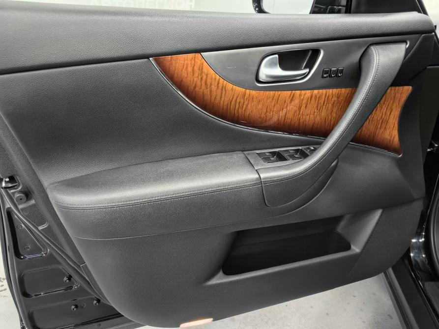 Infiniti QX70 Новосибирск  - изображение 28